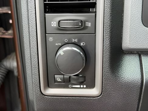 Used 2013 RAM 1500 Tradesman w/ Popular Equipment Group AWD/4WD image 27