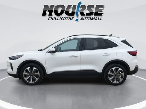 Used 2024 Ford Escape Platinum AWD/4WD image 5