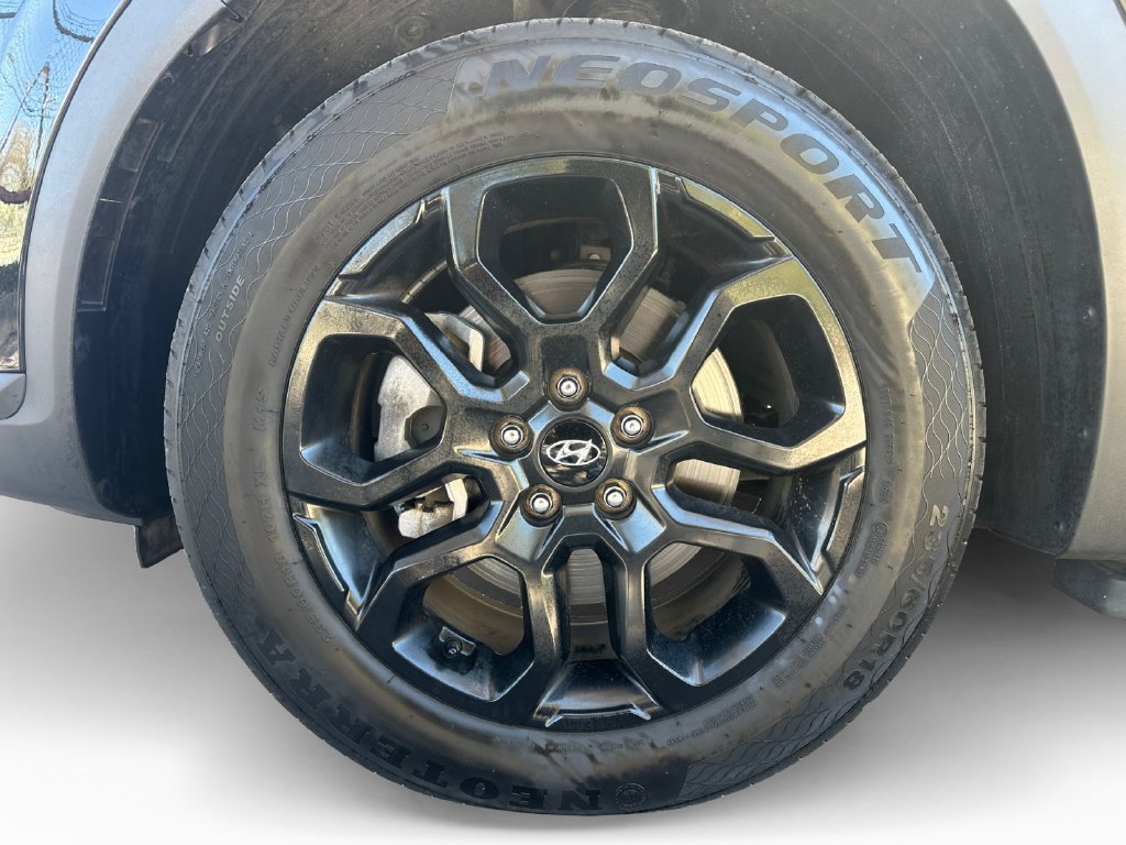 Used 2023 Hyundai Santa Fe XRT FWD image 9