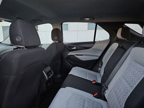 Used 2024 Chevrolet Equinox LT image 19