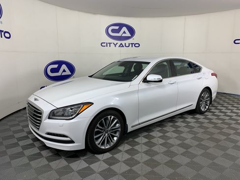 Used 2017 Genesis G80 3.8 AWD/4WD image 7