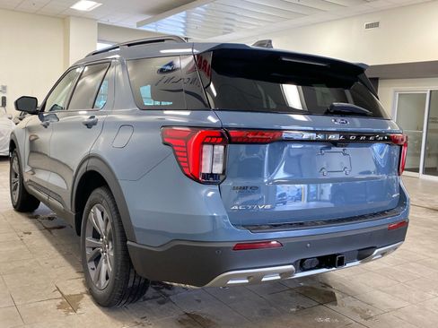 New 2026 Ford Explorer Active w/ Active Comfort Package image 5