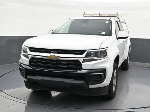 Used 2022 Chevrolet Colorado LT w/ Safety Package RWD image 9
