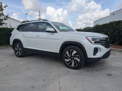 New 2026 Volkswagen Atlas SEL AWD/4WD image 2