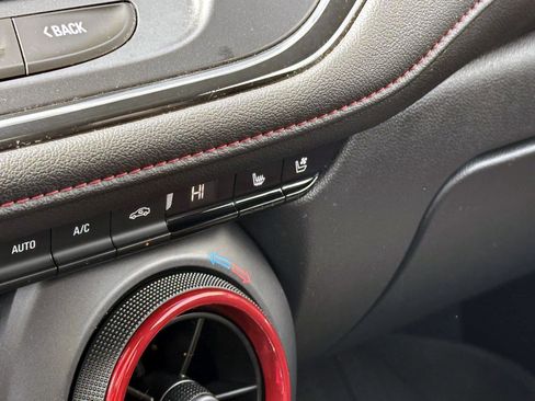 Used 2022 Chevrolet Blazer RS w/ Enhanced Convenience Package image 28