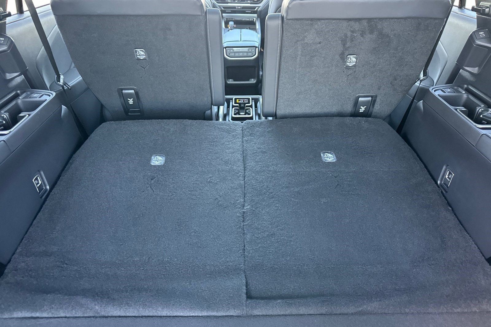 New 2026 Lexus TX 500h AWD w/ Technology Package image 21