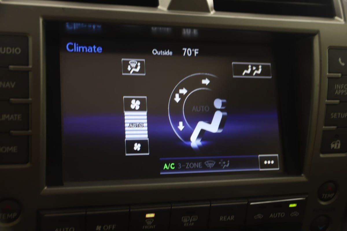 Used 2015 Lexus GX 460 Luxury AWD/4WD image 29