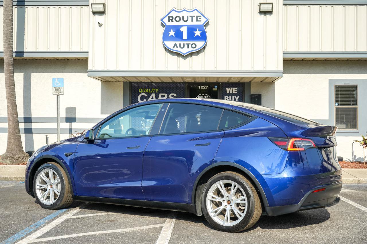 Used 2021 Tesla Model Y Long Range AWD/4WD image 6