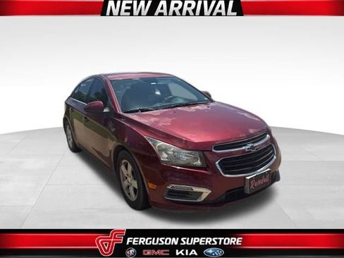 Used 2015 Chevrolet Cruze LT FWD image 1
