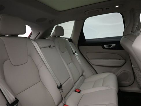 Used 2023 Volvo XC60 B5 Plus w/ Protection Package image 33