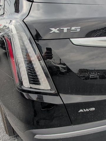 Used 2025 Cadillac XT5 Sportv w/ Technology Package AWD/4WD image 14