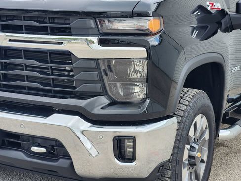 New 2026 Chevrolet Silverado 2500 LT AWD/4WD image 6