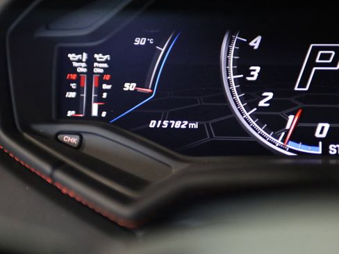 Used 2020 Lamborghini Huracan EVO AWD/4WD image 17