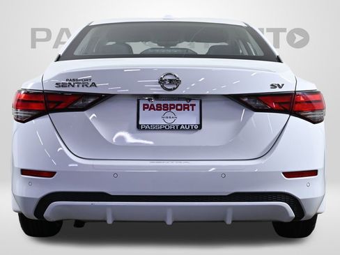 Used 2020 Nissan Sentra SV image 9