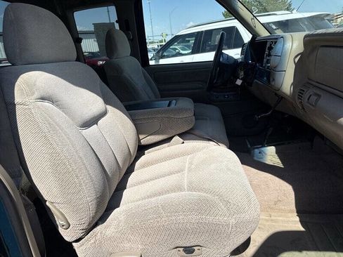 Used 1997 GMC Sierra 1500 4x4 Extended Cab w/ Image Max Pkg image 21