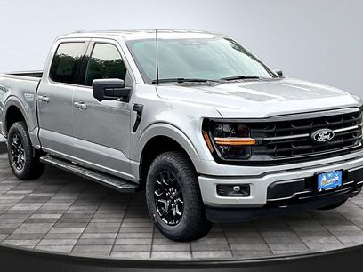 New 2026 Ford F150 XLT w/ Equipment Group 302A MID