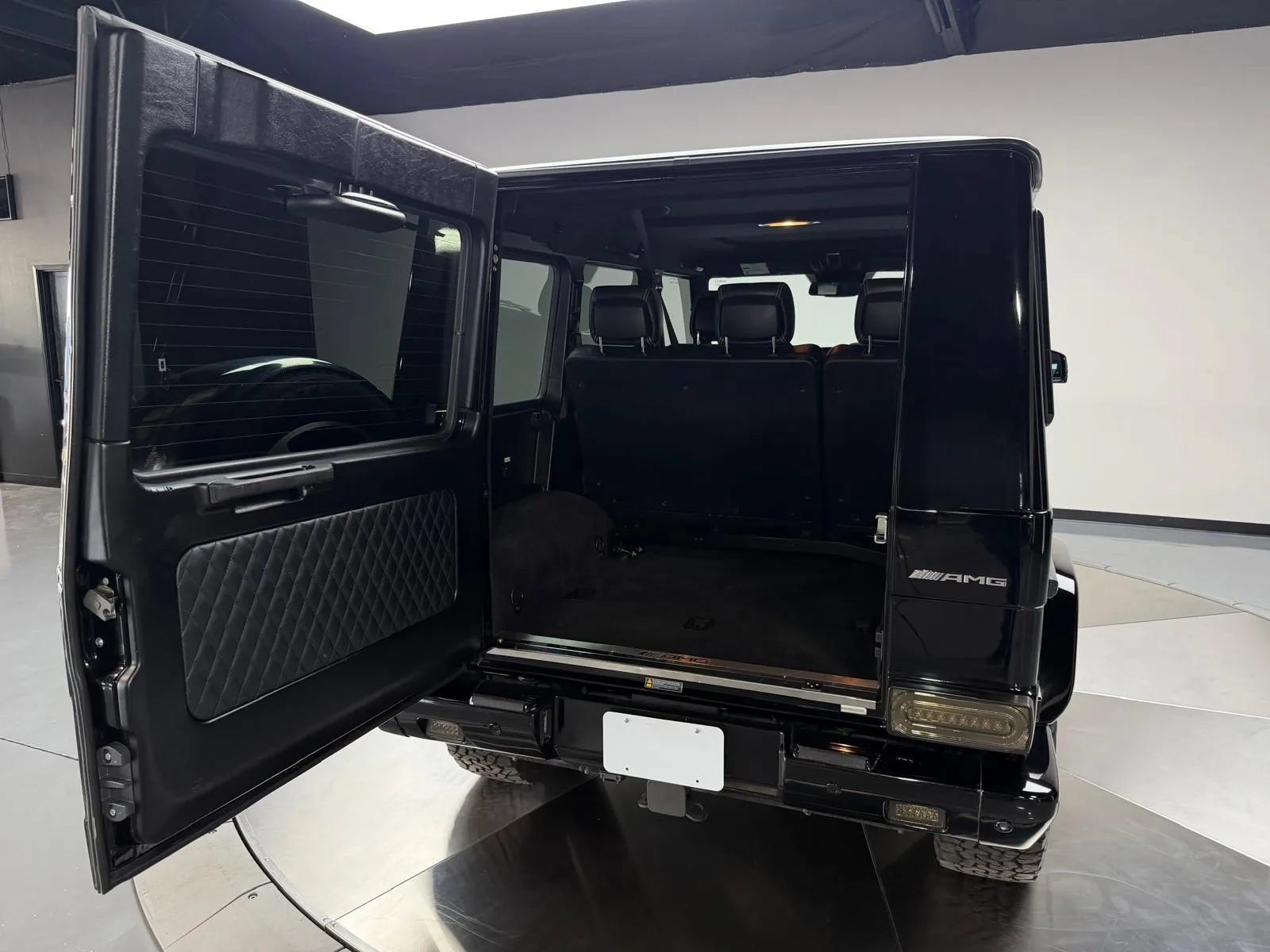 Used 2015 Mercedes-Benz G 63 AMG 4MATIC image 16