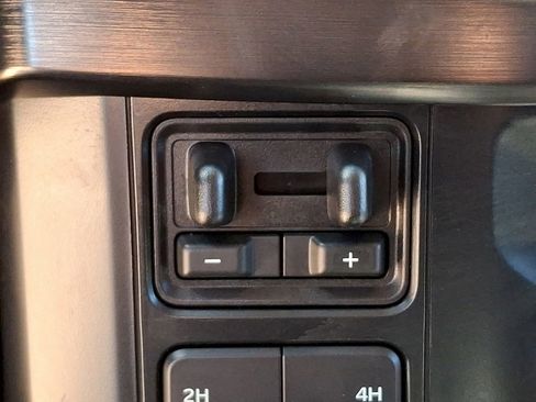 Used 2023 Ford F350 Lariat w/ Lariat Ultimate Package AWD/4WD image 25