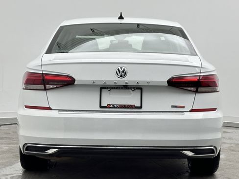 Used 2021 Volkswagen Passat 2.0T SE FWD image 7