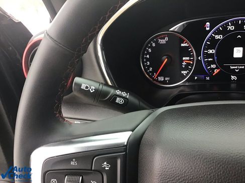 Used 2025 Chevrolet Blazer RS image 35