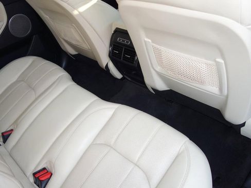 Used 2016 Land Rover Range Rover Evoque HSE image 21