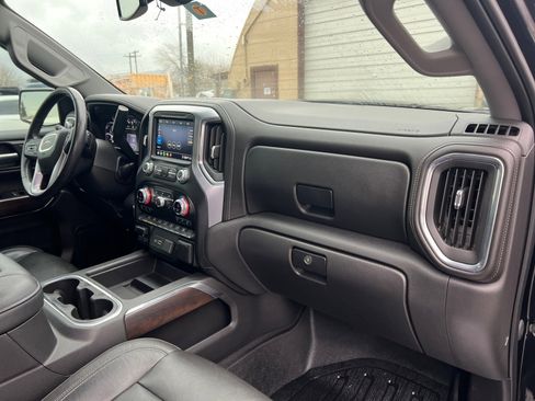 Used 2020 GMC Sierra 1500 SLT image 16