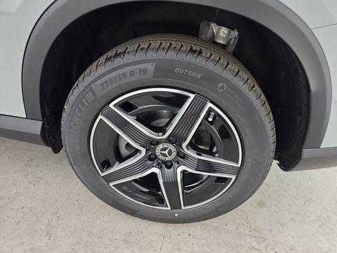 New 2026 Mercedes-Benz GLC 300 image 12
