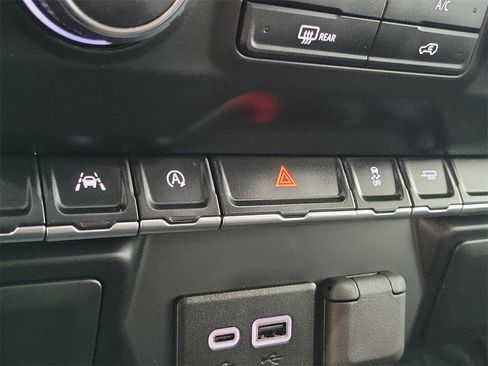 Used 2026 Chevrolet Silverado 1500 W/T w/ WT Value Package image 9