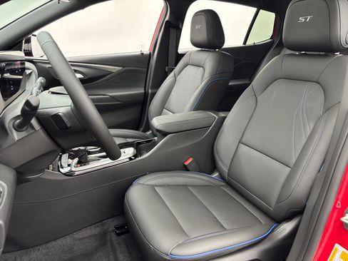 New 2026 Buick Envista Sport Touring w/ Convenience I Package FWD image 18