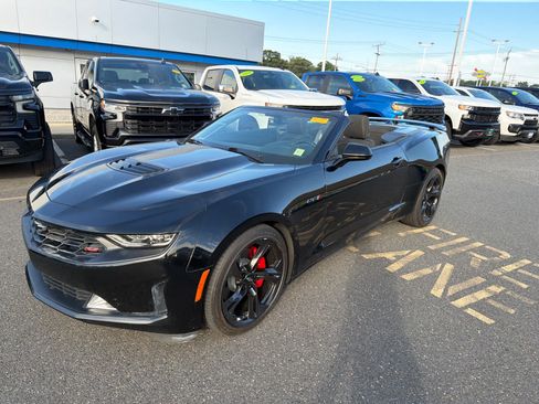 Certified 2023 Chevrolet Camaro LT w/ RS Package RWD image 6