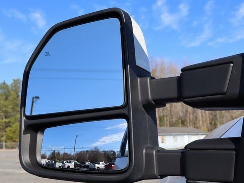 Used 2019 Ford F350 Lariat w/ Lariat Value Package image 13