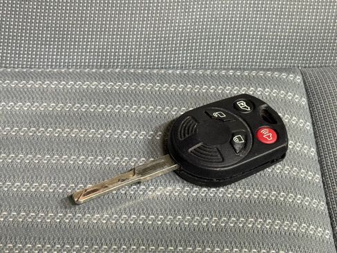 Used 2015 Ford Transit 350 XLT image 74