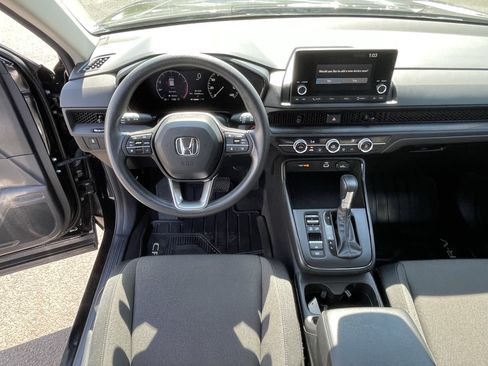 Used 2023 Honda CR-V LX image 12