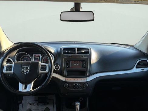 Used 2020 Dodge Journey SE w/ SE Popular Equipment Group image 13