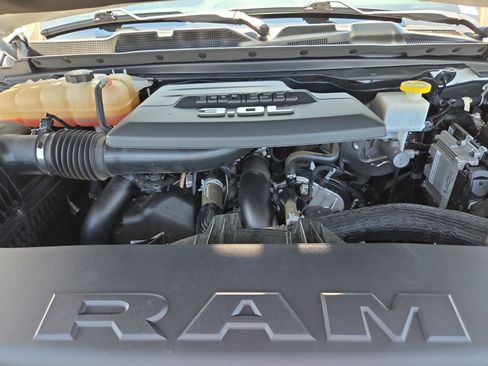 Used 2021 RAM 1500 Big Horn AWD/4WD image 17