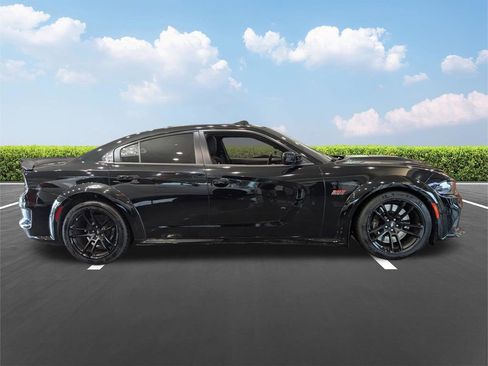 Used 2023 Dodge Charger Scat Pack RWD image 3