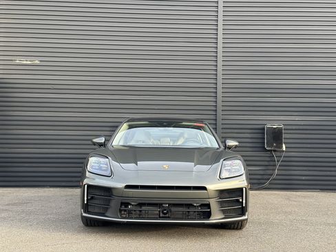 New 2026 Porsche Panamera 4 AWD/4WD image 11