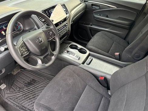Used 2022 Honda Pilot Sport image 12
