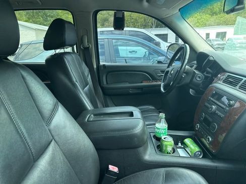 Used 2007 Chevrolet Tahoe LT w/ LT Preferred Equipment Group AWD/4WD image 8