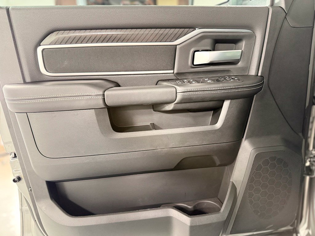 New 2027 RAM 2500 Big Horn AWD/4WD image 12