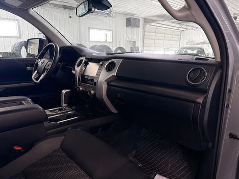 Used 2021 Toyota Tundra SR5 AWD/4WD image 12
