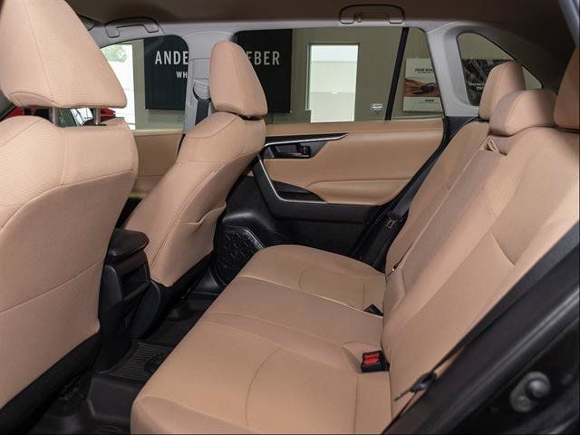 Used 2020 Toyota RAV4 LE w/ All Weather Liner Package AWD/4WD image 16