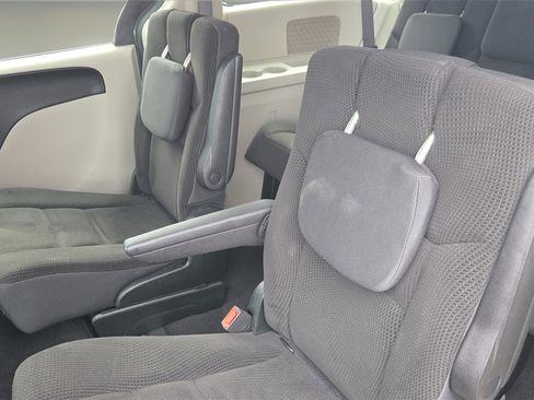 Used 2017 Dodge Grand Caravan SE w/ Power Window Group image 26