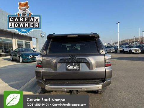 Used 2021 Toyota 4Runner TRD Off-Road Premium image 6