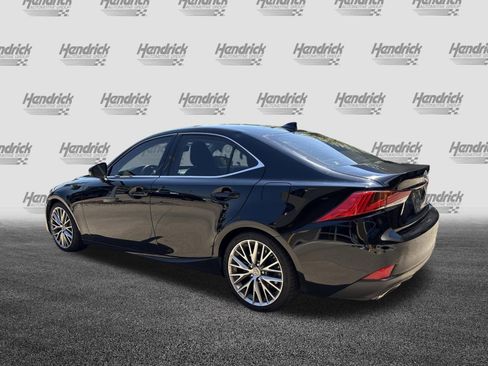 Used 2018 Lexus IS 300 AWD w/ Comfort Package image 8