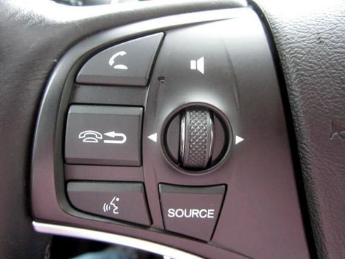 Used 2017 Acura MDX SH-AWD w/ Advance Package image 36