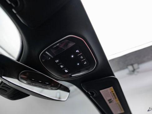 Used 2019 Ferrari Portofino image 52