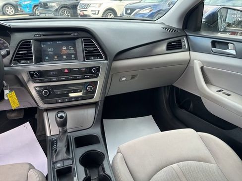 Used 2016 Hyundai Sonata Sport image 11