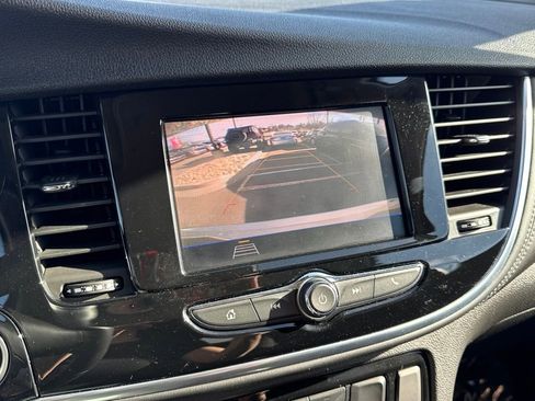 Used 2022 Buick Encore Preferred w/ Safety Package image 39