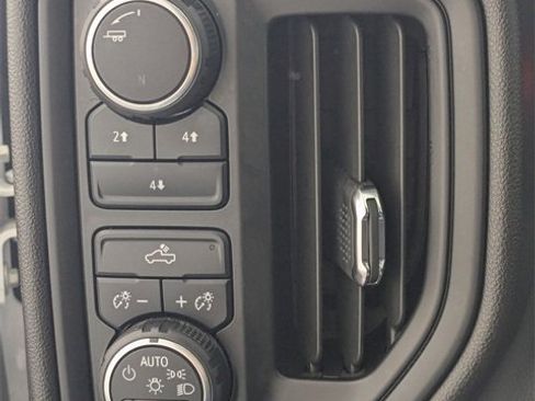 Used 2023 Chevrolet Silverado 2500 Custom w/ Custom Value Package image 14